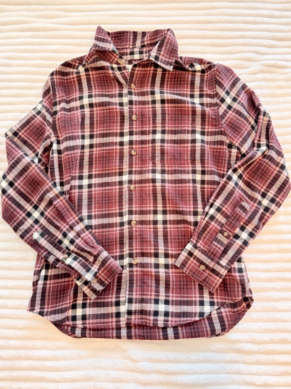 Aeropostale Plum Plaid Button-Up Flannel Shirt